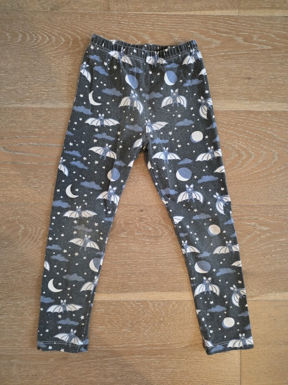 Kids Night Sky Leggings with Moon & Bat Print Sz 6